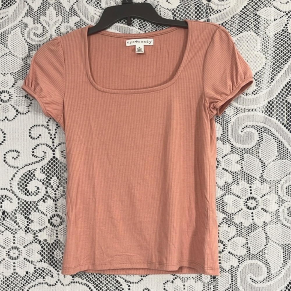 🐢 Eye Candy - Ribbed Pink Blouse